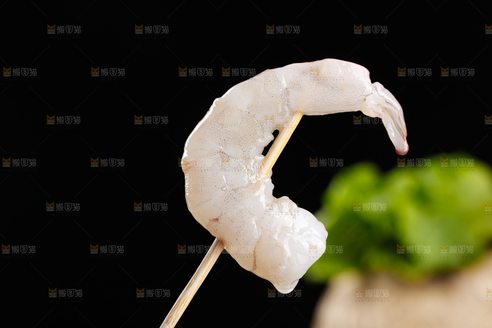 深底上的虾仁