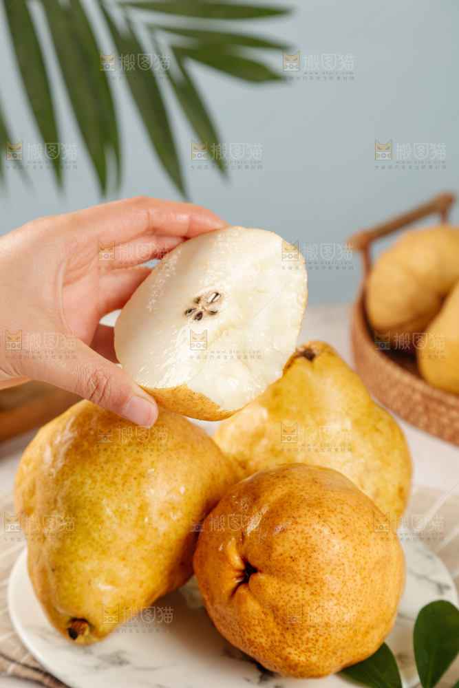 手里拿的丑梨