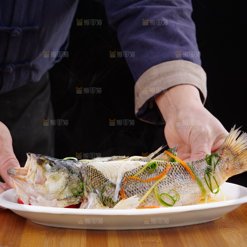 清蒸鲈鱼