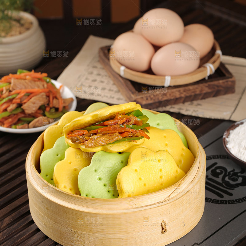荷叶饼夹肉丝