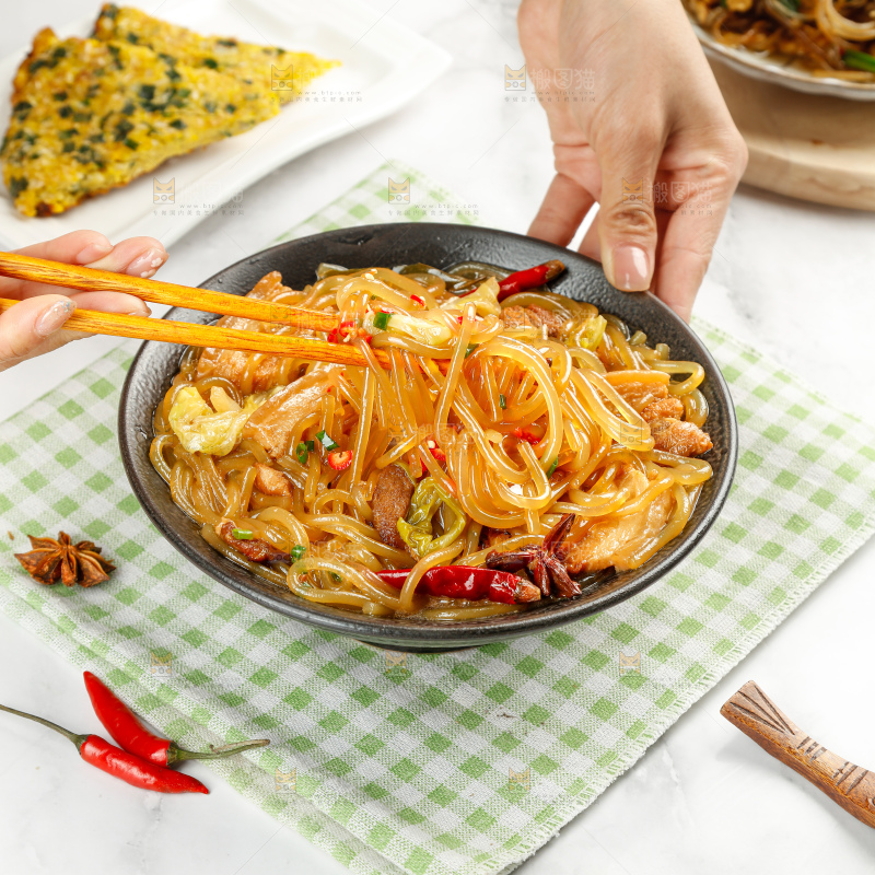 猪肉白菜炖粉条