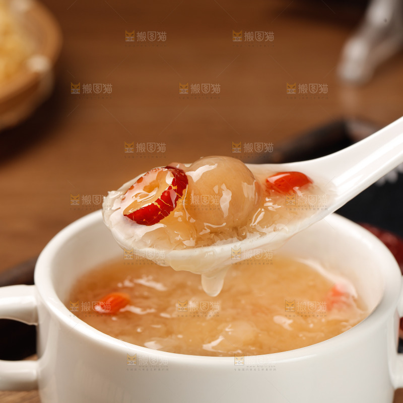 丑耳桂圆羹