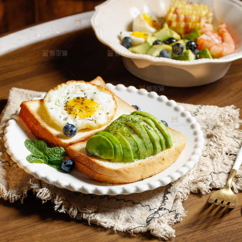 牛油果三明治