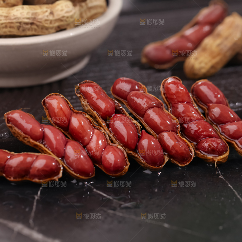 卤花生