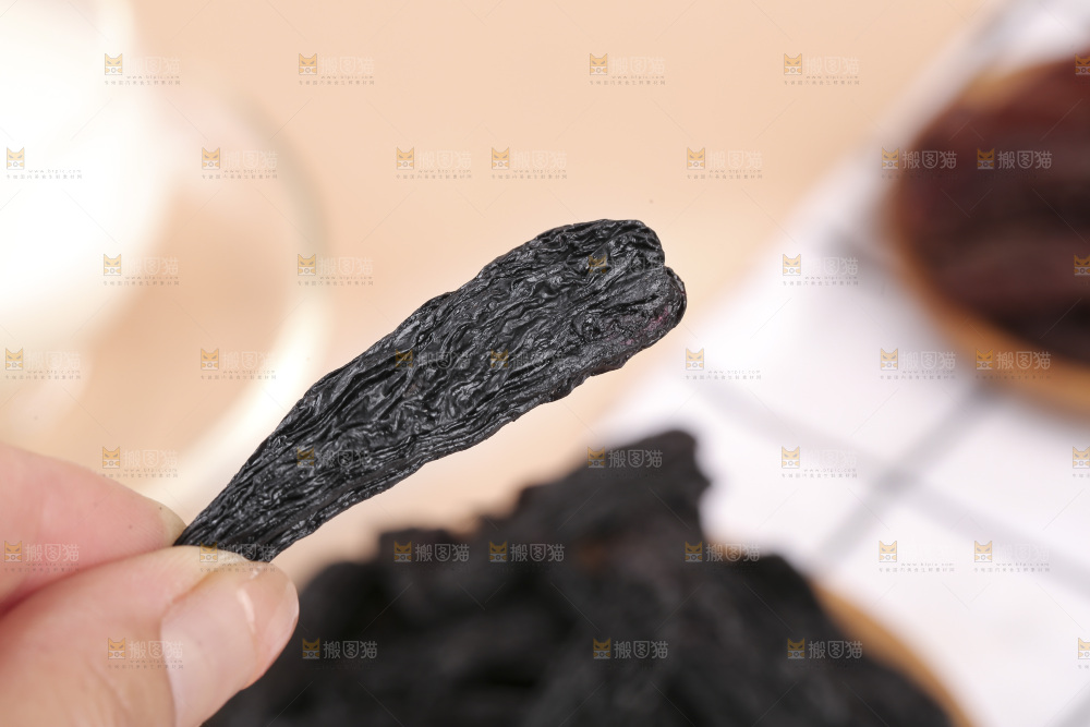 蓝宝石葡萄干