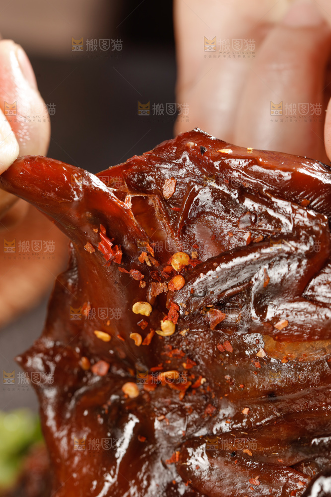 卤鹌鹑