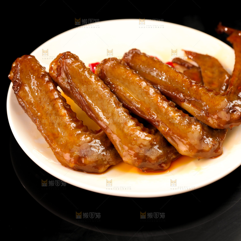 卤鸭翅