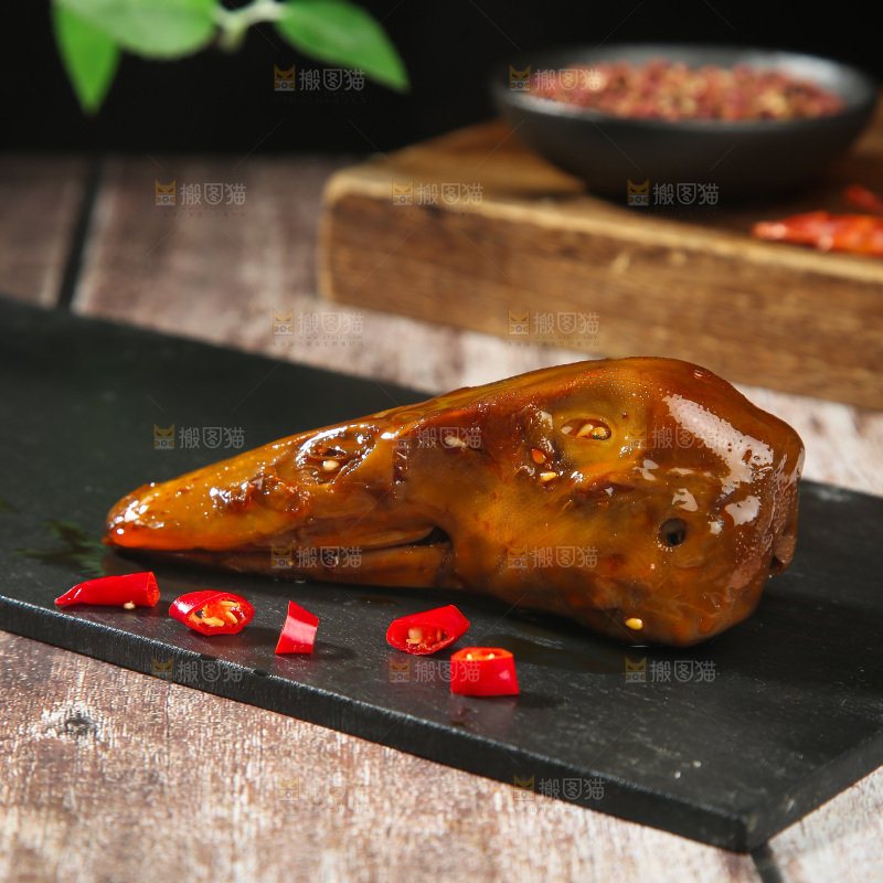 卤鸭头