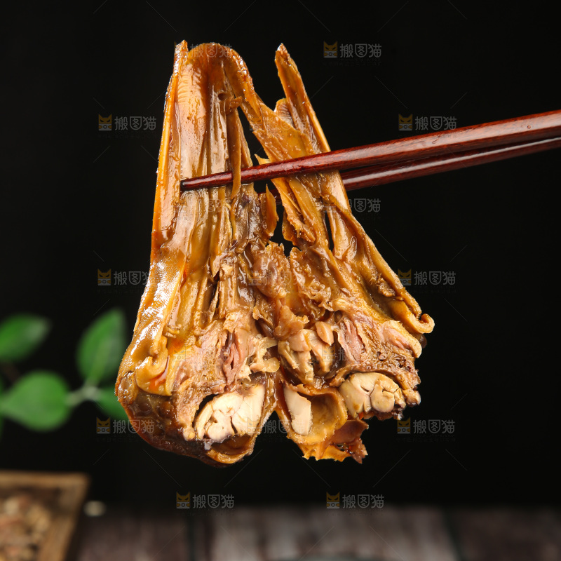 卤鸭头