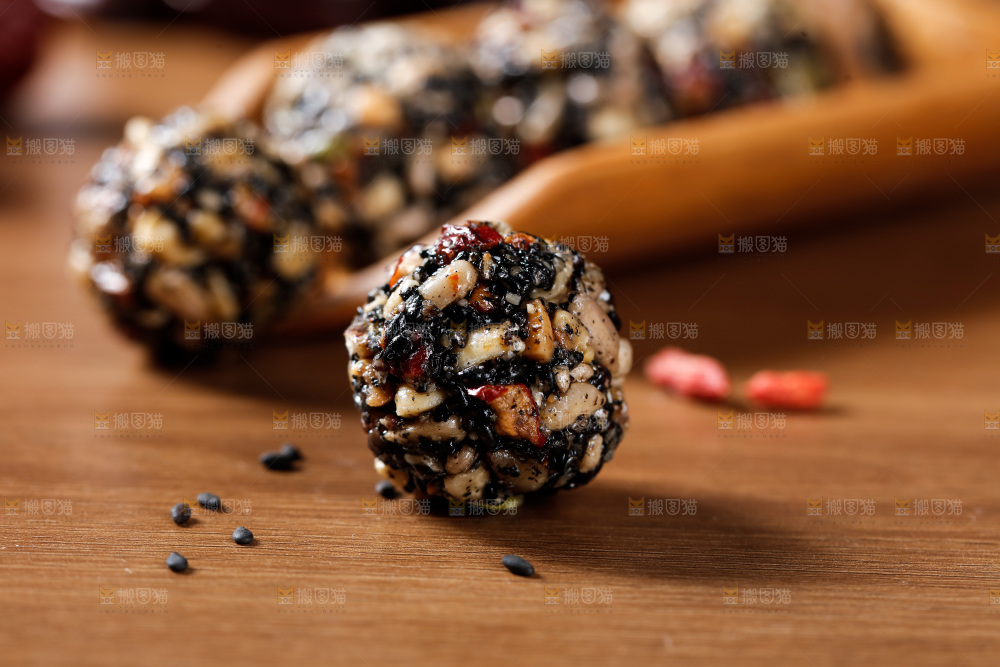 八珍芝麻丸