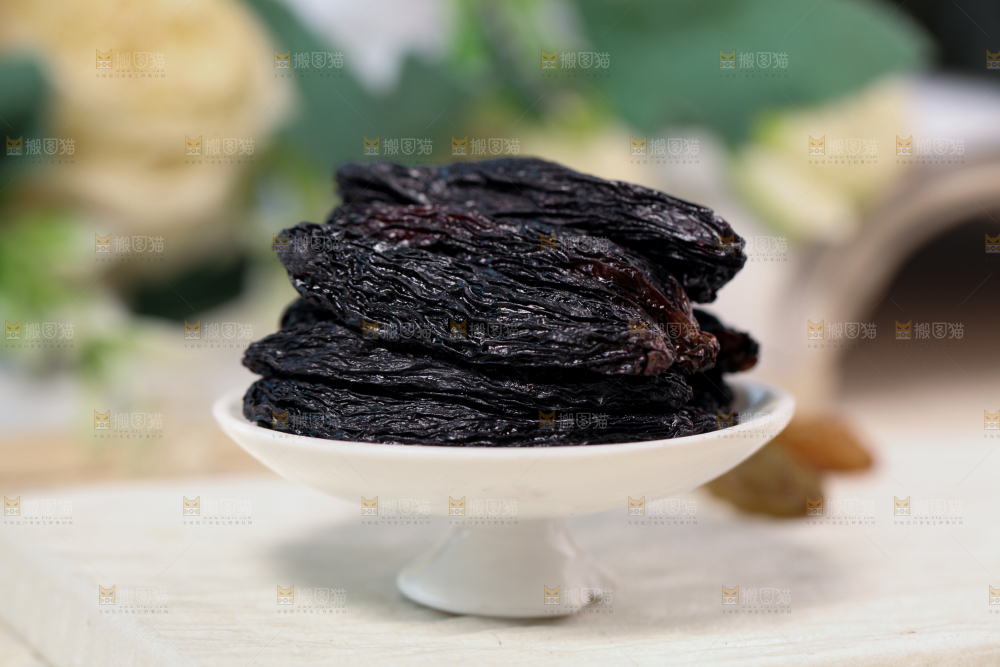 蓝宝石葡萄干