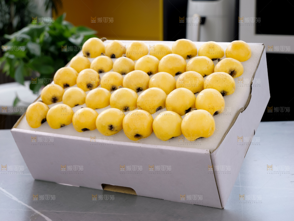 白玉枇杷