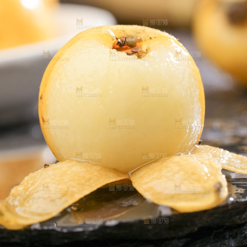 白玉枇杷