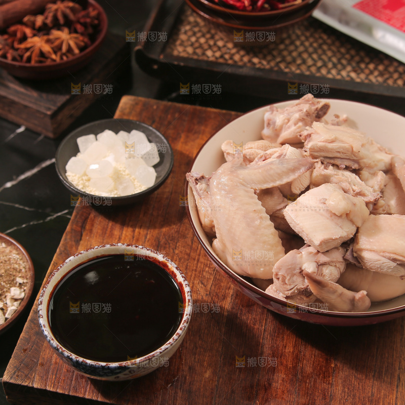 红烧鸡块
