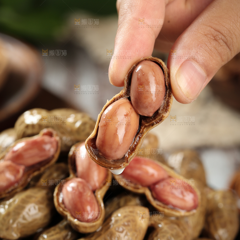 卤花生