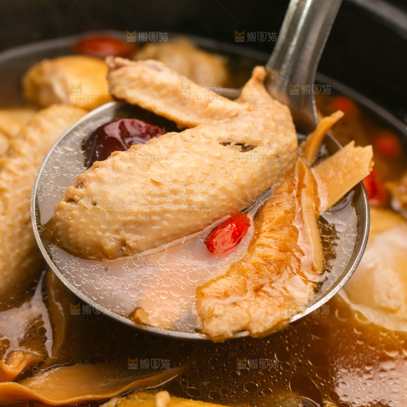白松茸鸡汤