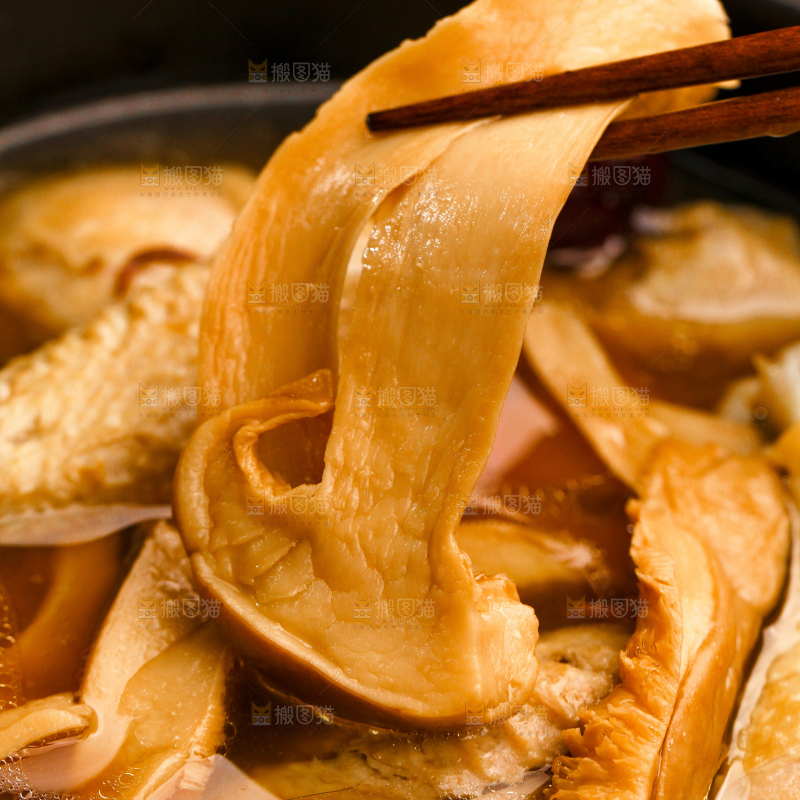 白松茸鸡汤