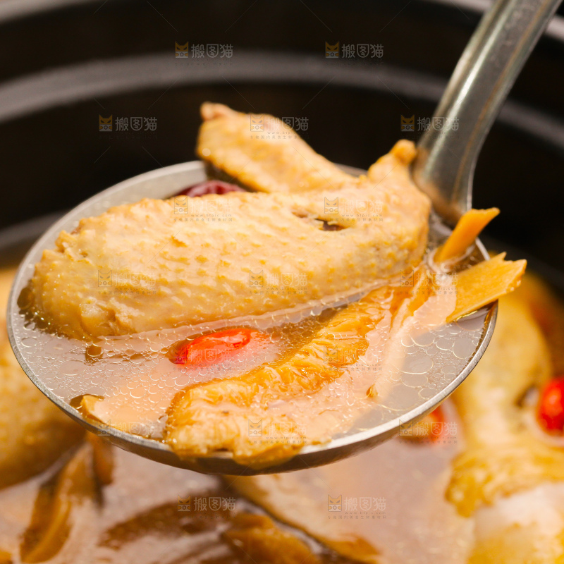 白松茸鸡汤