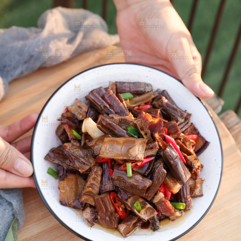 牛尾笋炒腊肉