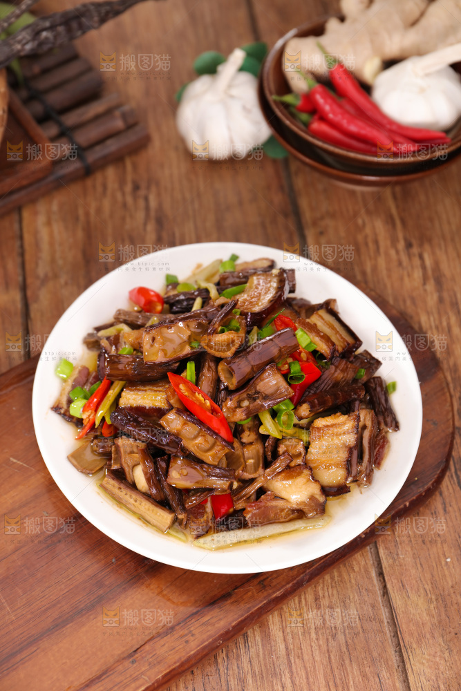 牛尾笋炒腊肉