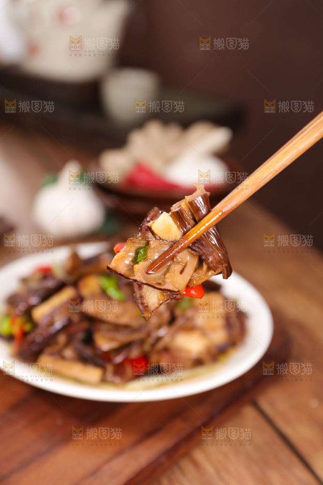 牛尾笋炒腊肉