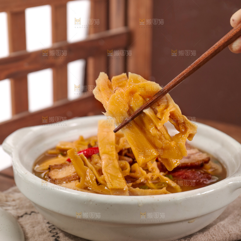 龙笋干炖肉