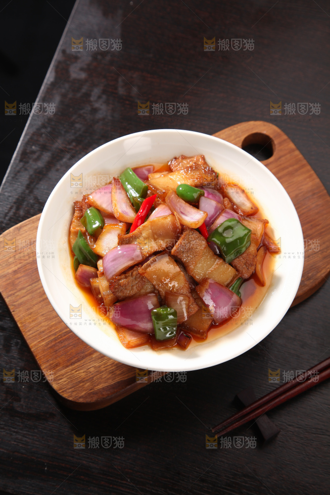 洋葱炒肉
