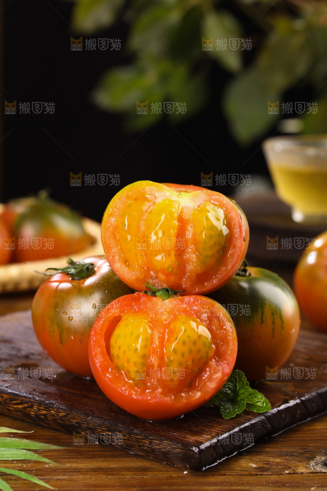 铁皮草莓柿子
