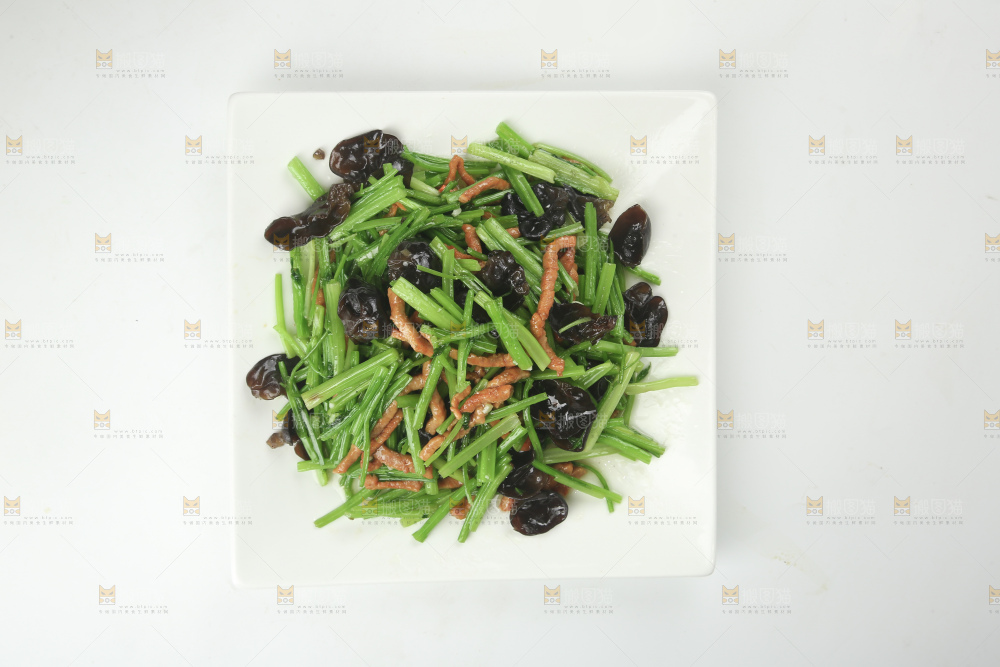 芹菜木耳肉丝