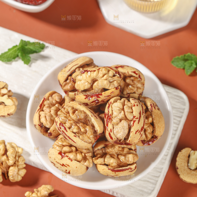 去皮枣夹核桃