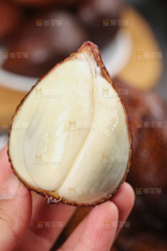 蛇皮果