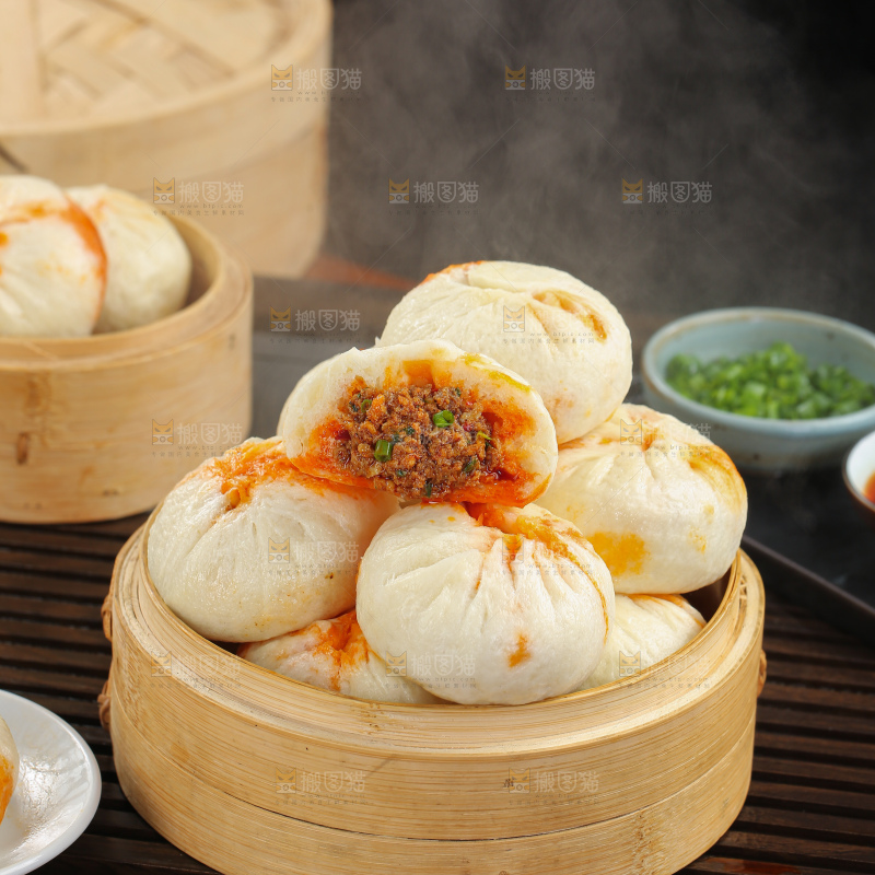 红油牛肉包