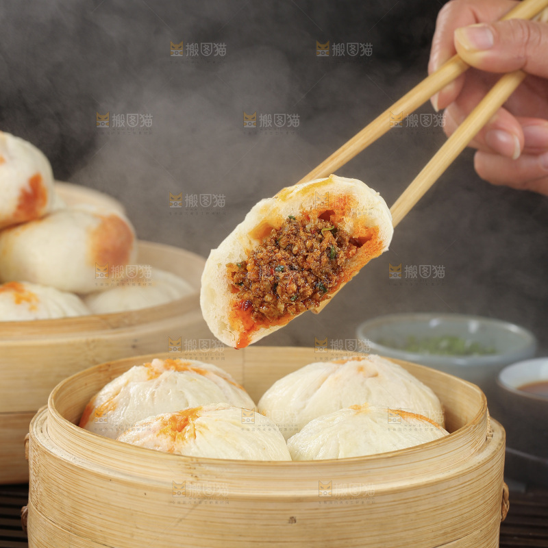 红油牛肉包