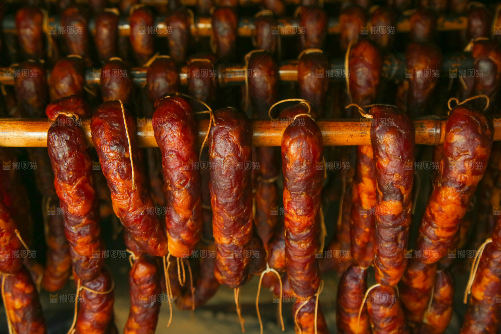 烟熏腊肠