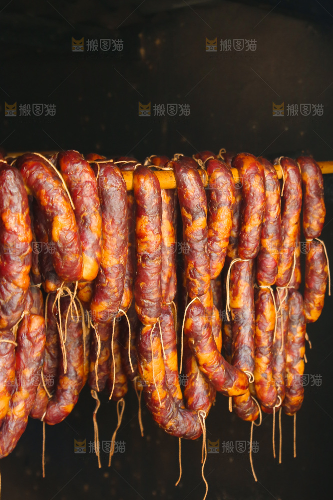 烟熏腊肠