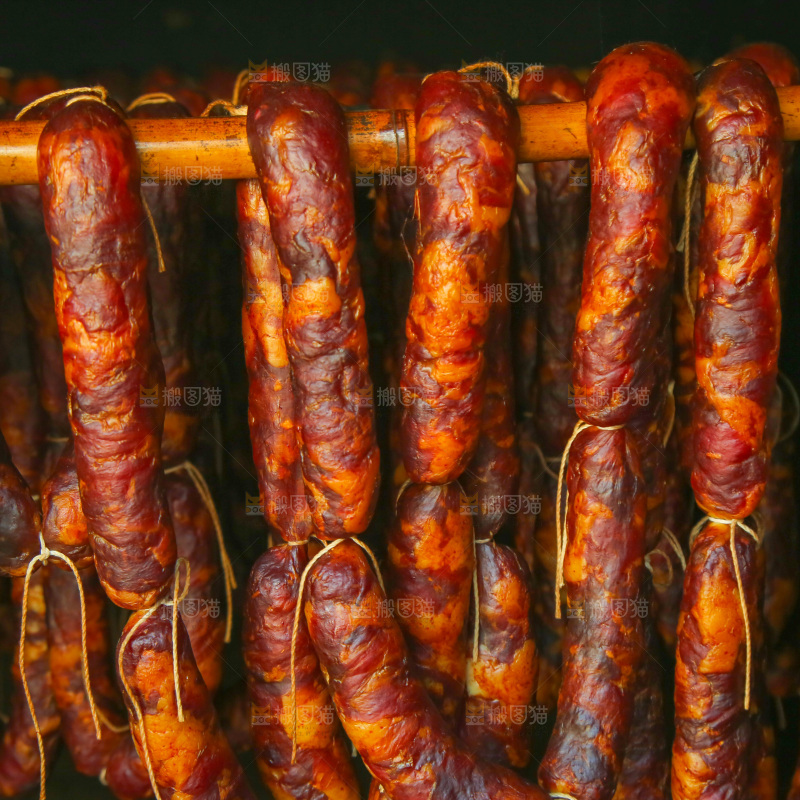 烟熏腊肠