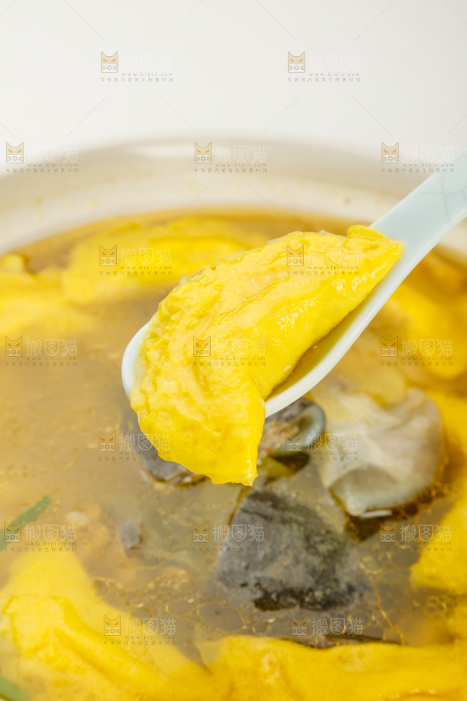 甲鱼蛋饺汤